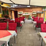 Alpenhof Otel 3*