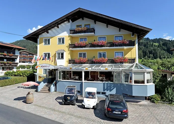 ホテル Alpenhof ヴェステンドルフ