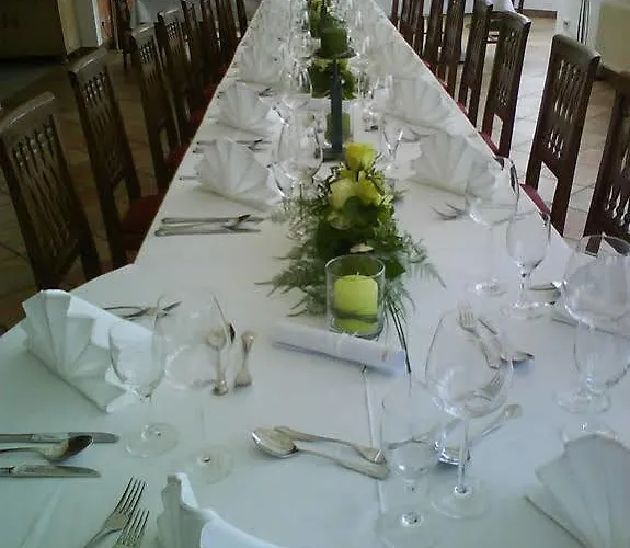 ホテル Alpenhof 3*