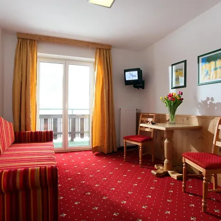 Alpenhof Hotel 3*